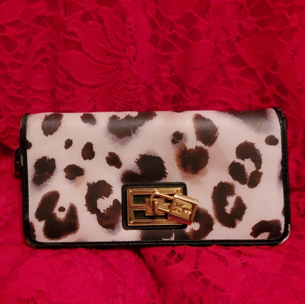 Wristlet